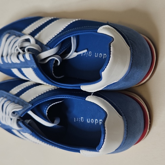 Madden Girl Blue/White Lace Up Sneakers Size 9 Leather NWOT - Picture 6 of 6